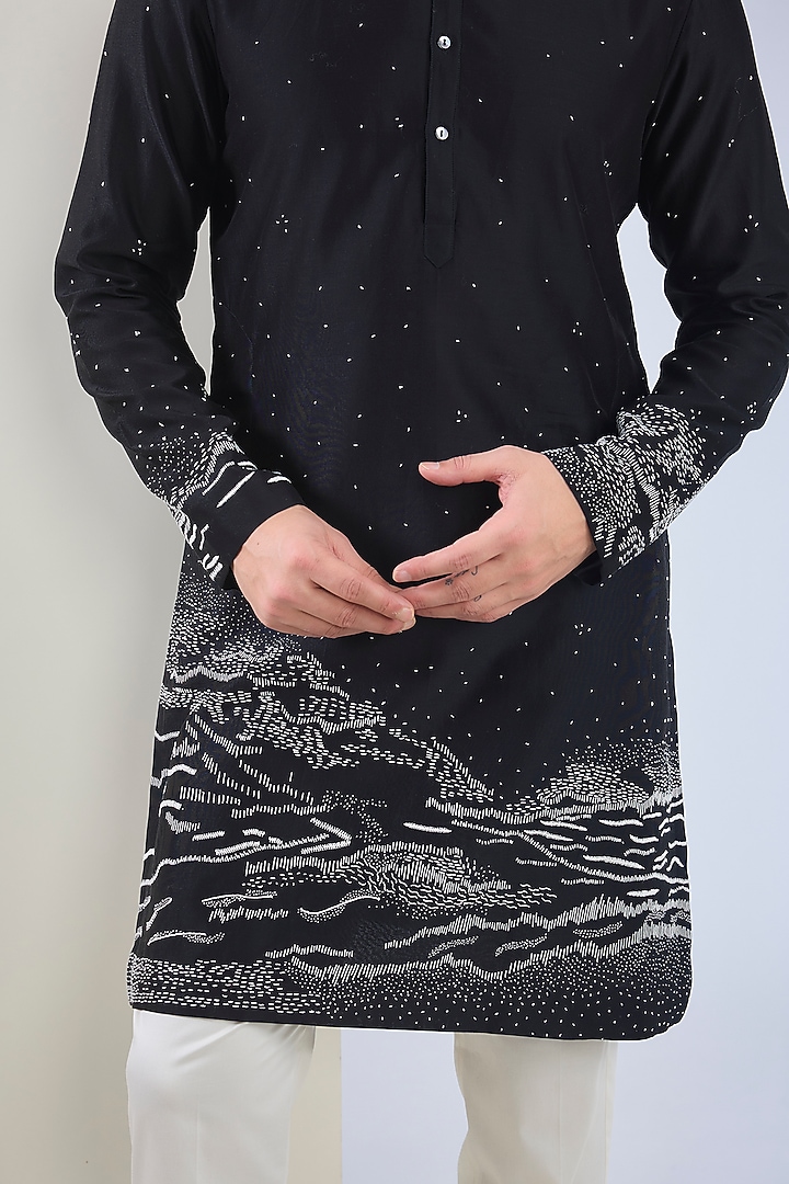 Black Chanderi Hand Embroidered Kurta Set by Countrymade at Pernia's Pop Up Shop