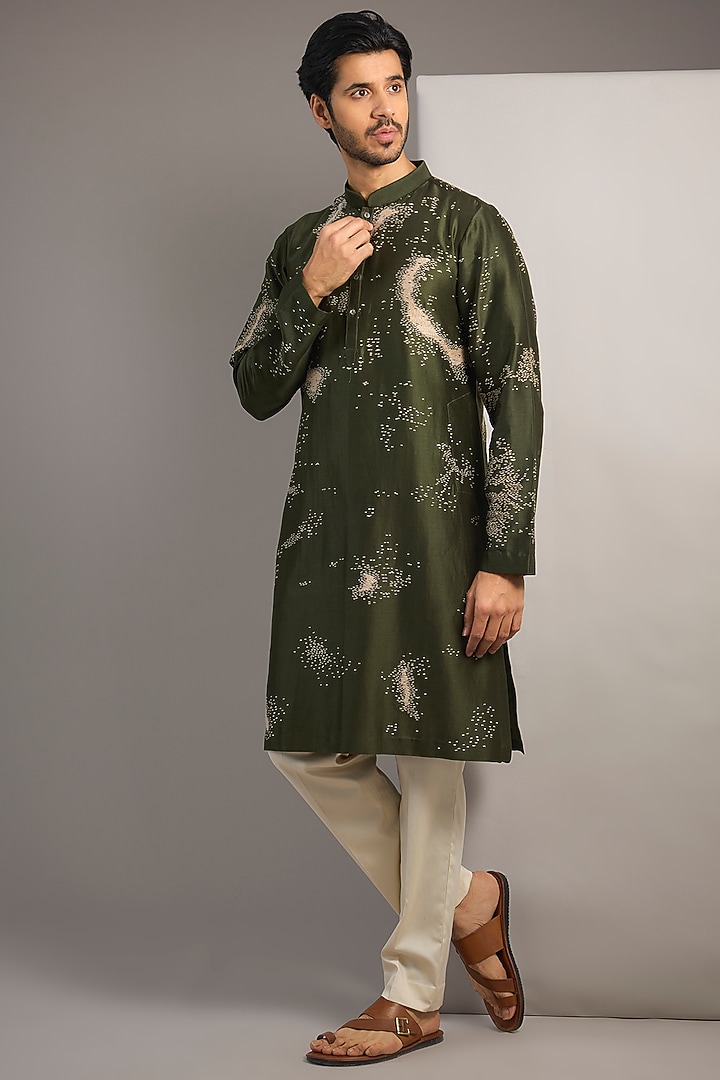 Navy-Olive Chanderi Hand Embroidered Kurta Set by Countrymade at Pernia's Pop Up Shop