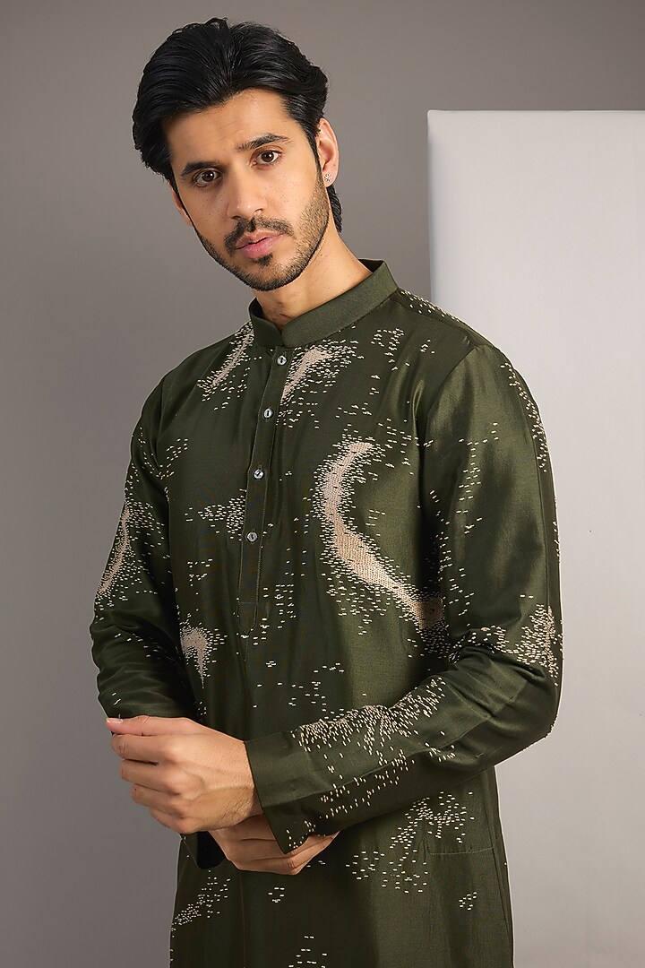 Navy-Olive Chanderi Hand Embroidered Kurta Set by Countrymade at Pernia's Pop Up Shop