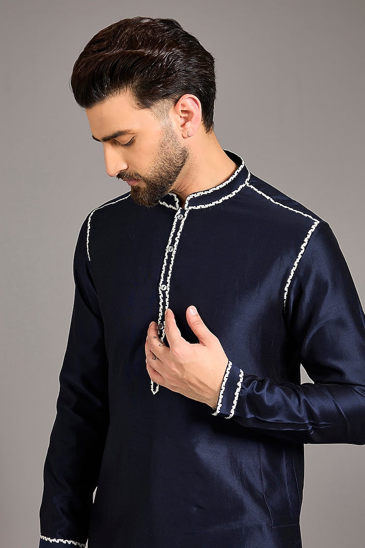 Navy Chanderi Embroidered Kurta Set by Countrymade at Pernia's Pop Up Shop