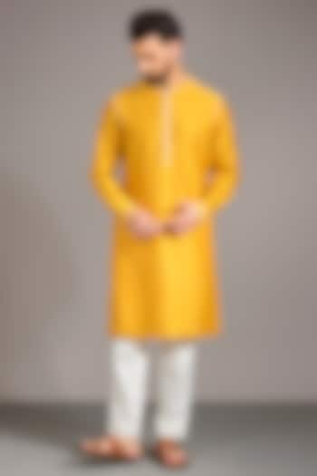 Mustard Chanderi Embroidered Kurta Set by Countrymade