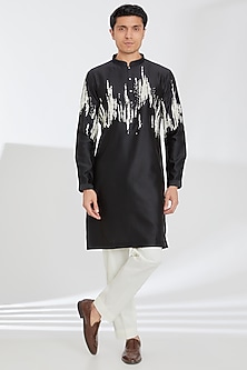 product-color-Black