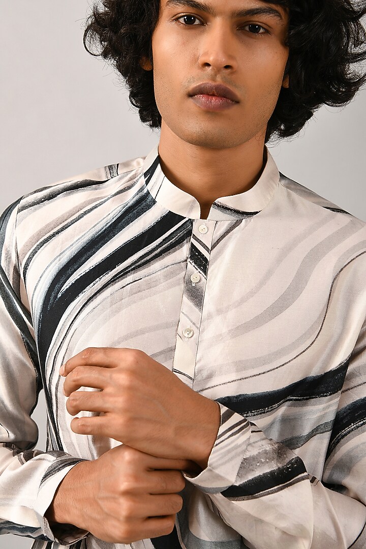 Multi-Colored Silk Printed Kurta by Countrymade at Pernia's Pop Up Shop