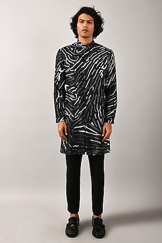 Black Cotton Silk Printed Front-Open Kurta by Countrymade