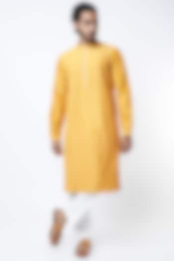 Mustard Chanderi Hand Embroidered Kurta Set by Countrymade at Pernia's Pop Up Shop