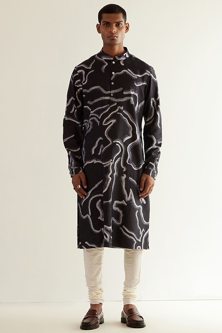 Navy Silk Printed Kurta Set by Countrymade at Pernia's Pop Up Shop