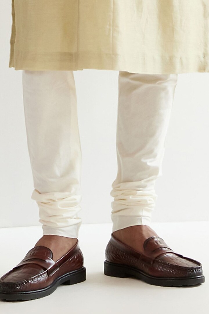 Cream Chanderi Hand Embroidered Kurta Set by Countrymade at Pernia's Pop Up Shop