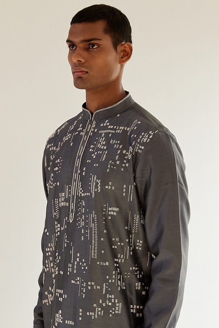 Charcoal Grey Chanderi Hand Embroidered Kurta Set by Countrymade at Pernia's Pop Up Shop