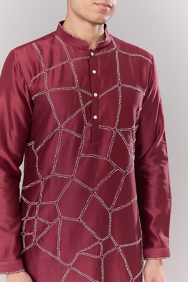 Red Chanderi Embroidered Kurta Set by Countrymade at Pernia's Pop Up Shop
