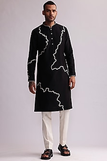 product-color-Black