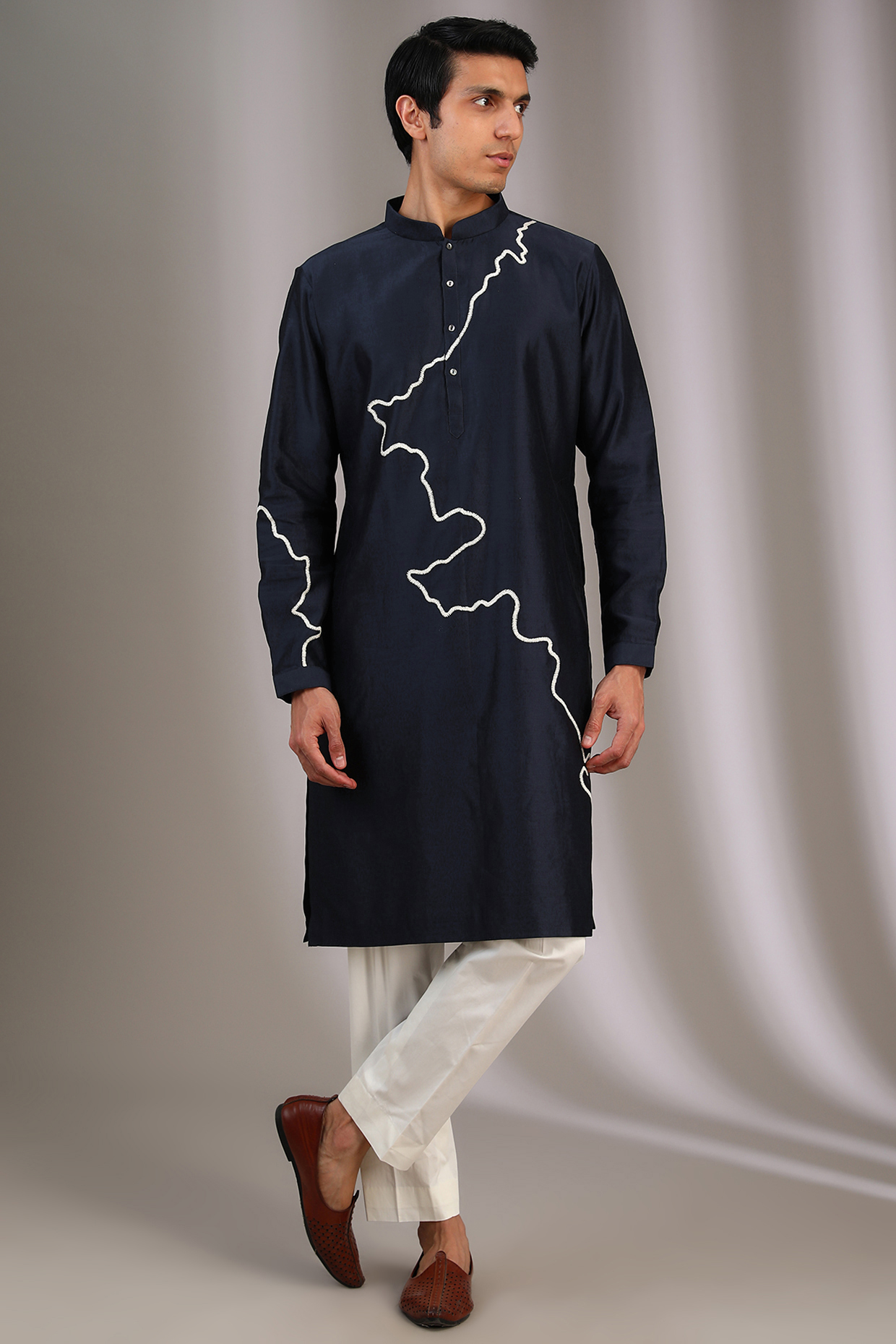 Navy Blue Chanderi Embroidered Kurta Set by Countrymade
