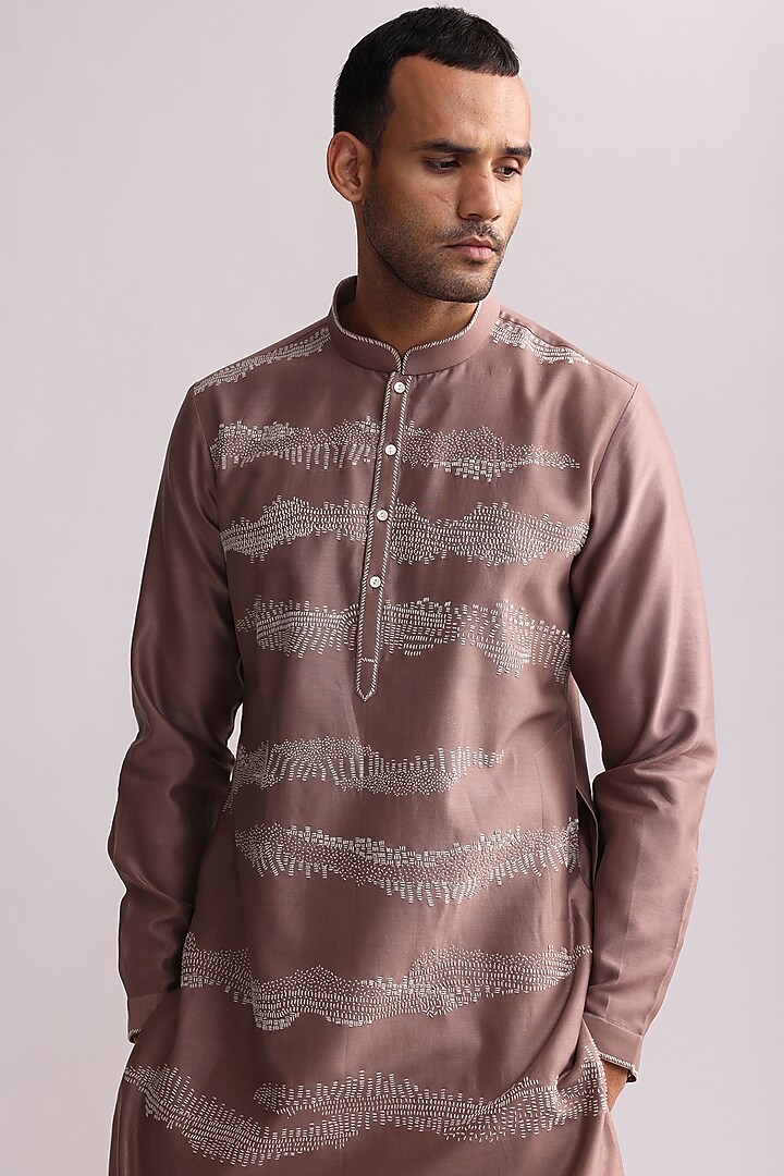 Sand Stone Chanderi Embroidered Kurta Set by Countrymade at Pernia's Pop Up Shop