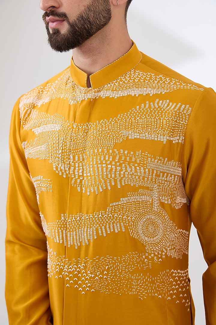 Yellow Chanderi Embroidered Kurta Set by Countrymade at Pernia's Pop Up Shop