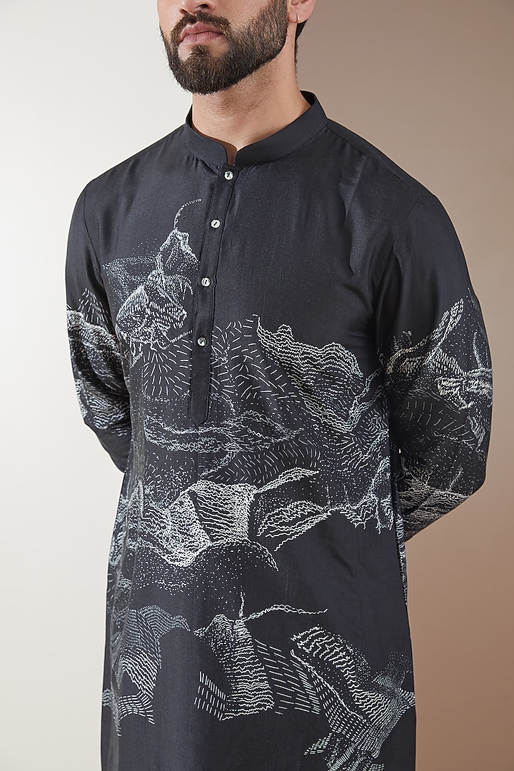 Black Silk Printed Kurta by Countrymade at Pernia's Pop Up Shop