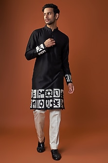 product-color-Black