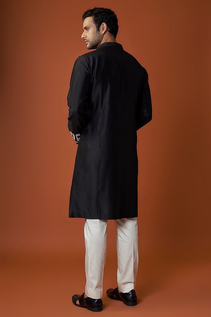 Black Chanderi Embroidered Kurta Set by Countrymade at Pernia's Pop Up Shop
