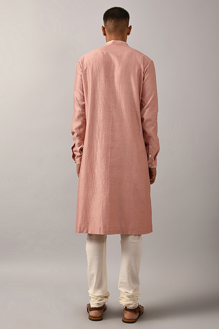 Dusty Pink Chanderi Hand Embroidered Kurta Set by Countrymade at Pernia's Pop Up Shop