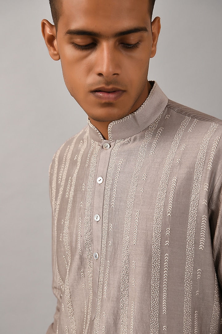 Grey Contrail Chanderi Embroidered Kurta Set by Countrymade at Pernia's Pop Up Shop