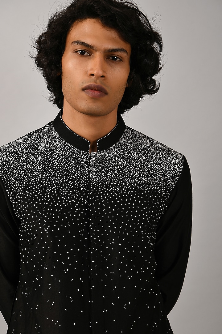Black Chanderi Hand Embroidered Kurta by Countrymade at Pernia's Pop Up Shop