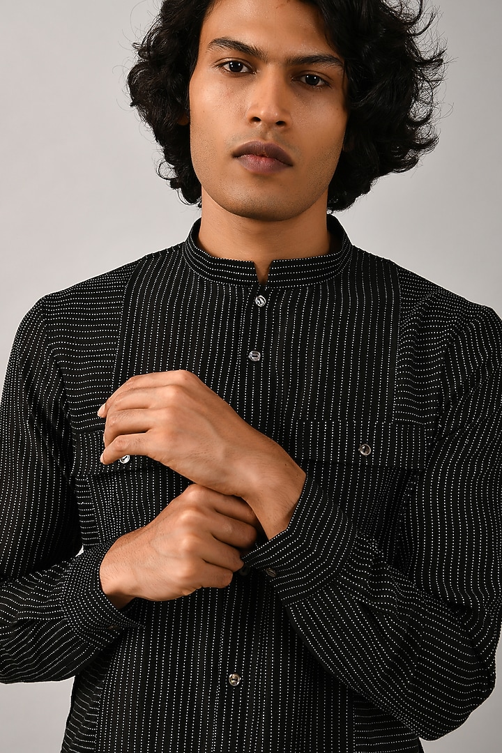 Black Chanderi Kurta by Countrymade at Pernia's Pop Up Shop