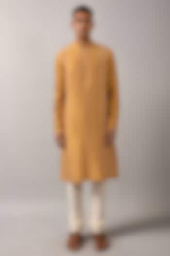 Mustard Chanderi Hand Embroidered Kurta Set by Countrymade at Pernia's Pop Up Shop