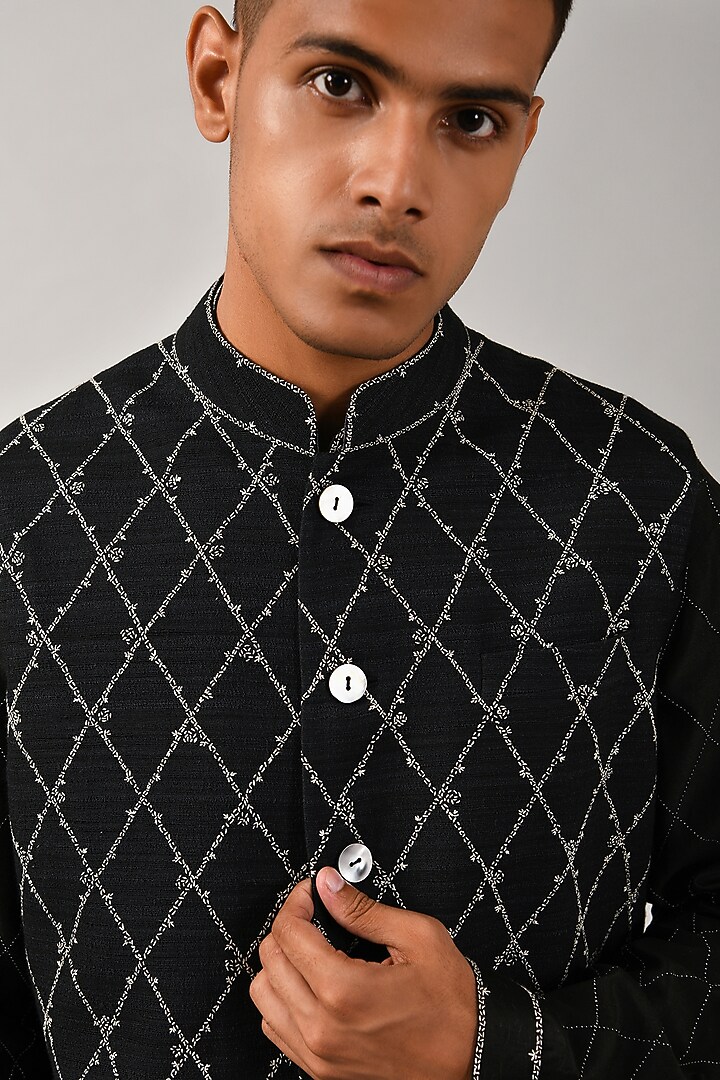 Black Cotton Silk Hand Embroidered & Diamond Printed Bundi Jacket by Countrymade at Pernia's Pop Up Shop