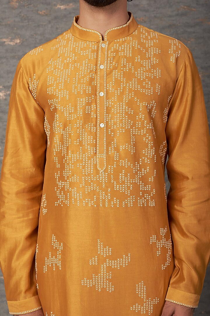 Yellow Chanderi Embroidered Kurta Set by Countrymade at Pernia's Pop Up Shop