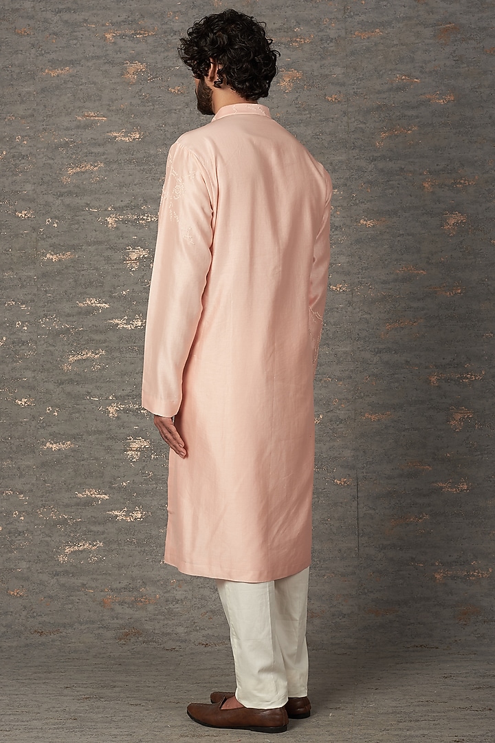 Blush Pink Chanderi Embroidered Kurta Set by Countrymade at Pernia's Pop Up Shop