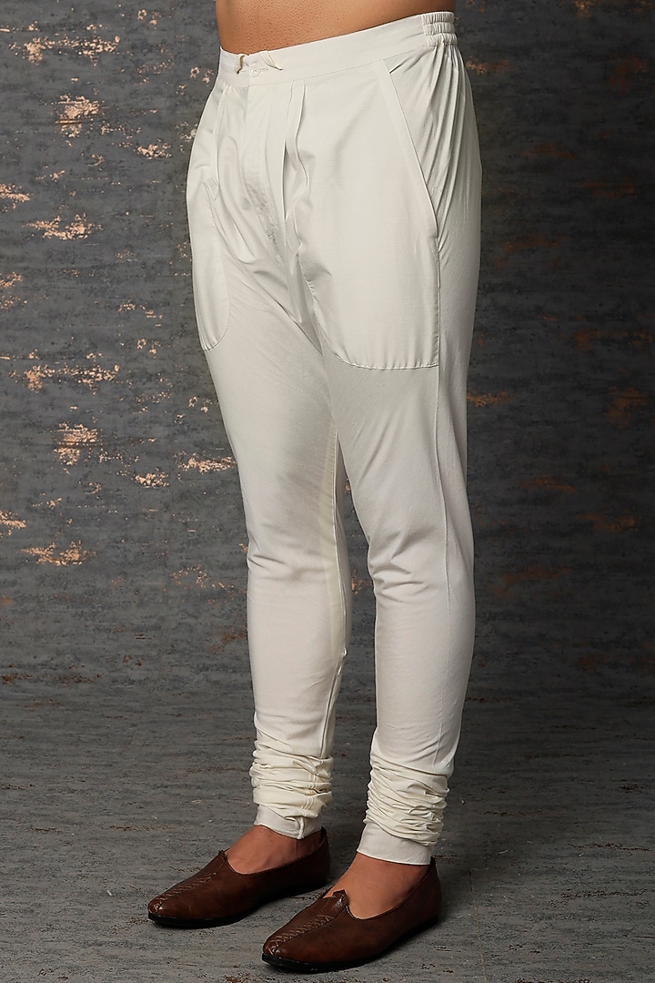 Ivory Chanderi Embroidered Kurta Set by Countrymade at Pernia's Pop Up Shop