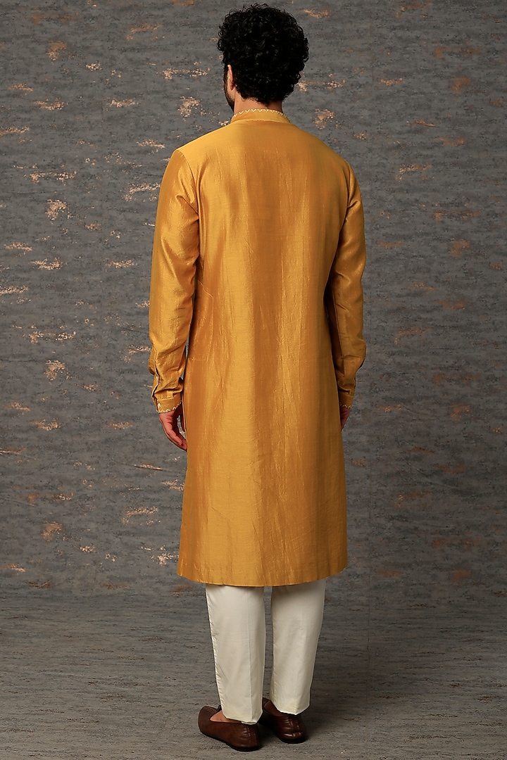 Mustard Chanderi Embroidered Kurta Set by Countrymade at Pernia's Pop Up Shop