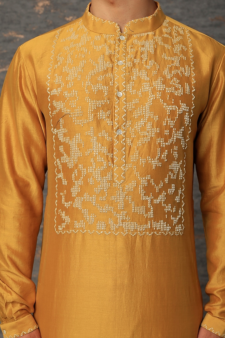 Mustard Chanderi Embroidered Kurta Set by Countrymade at Pernia's Pop Up Shop