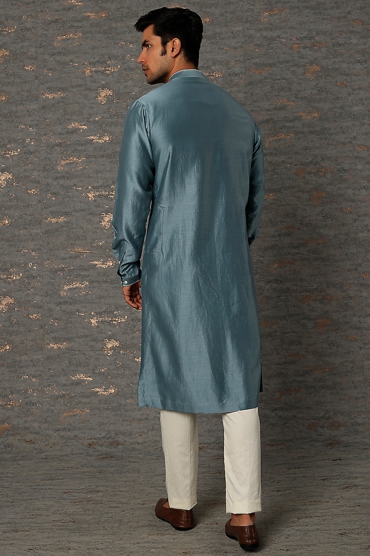 Blue Embroidered Kurta Set by Countrymade at Pernia's Pop Up Shop