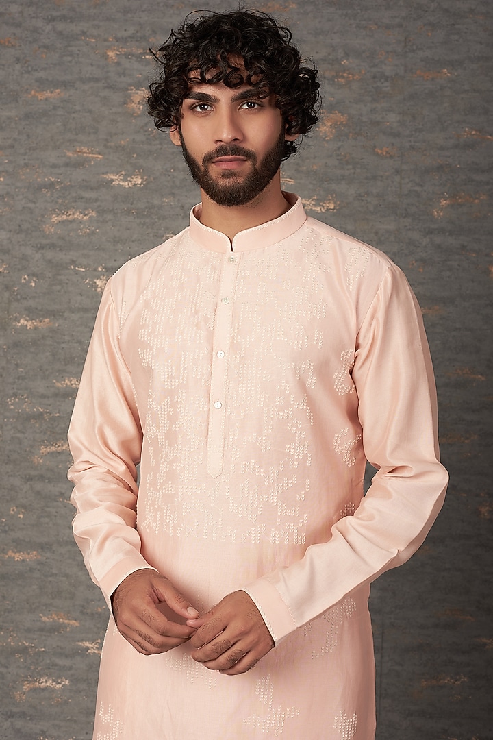 Pink Chanderi Embroidered Kurta Set by Countrymade at Pernia's Pop Up Shop
