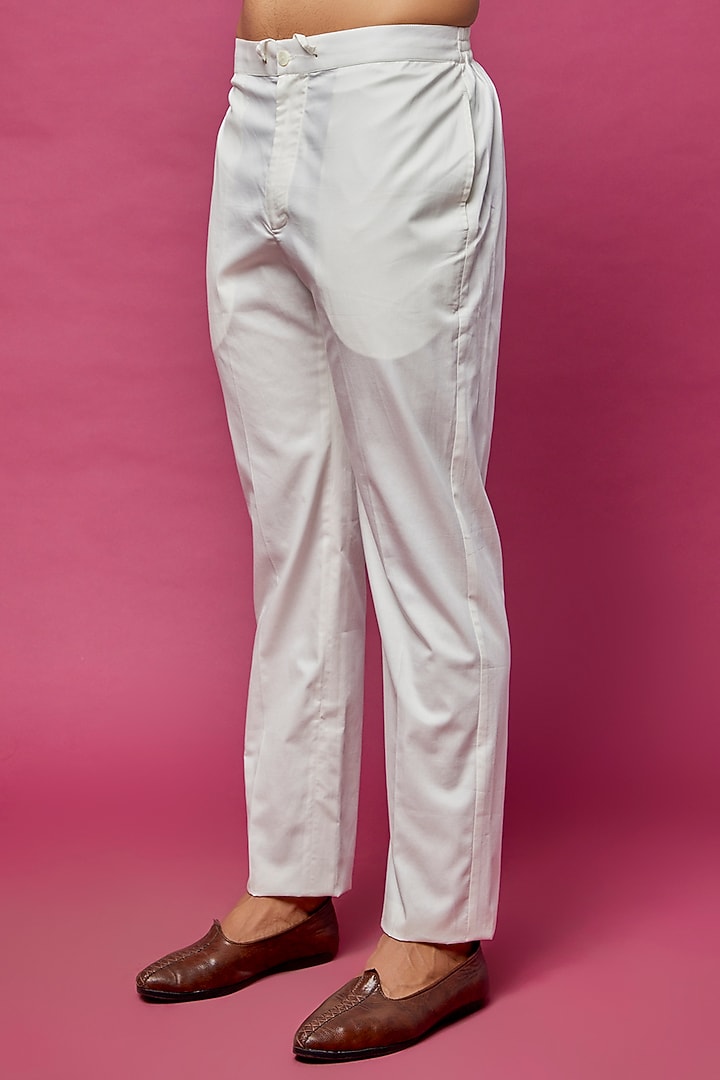 Ivory Cotton Silk Embroidered Kurta Set by Countrymade at Pernia's Pop Up Shop
