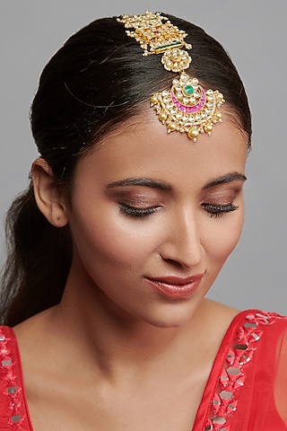 Gold Finish Kundan Polki & Semi Precious Stones Bridal Mangtikka by Curio Cottage