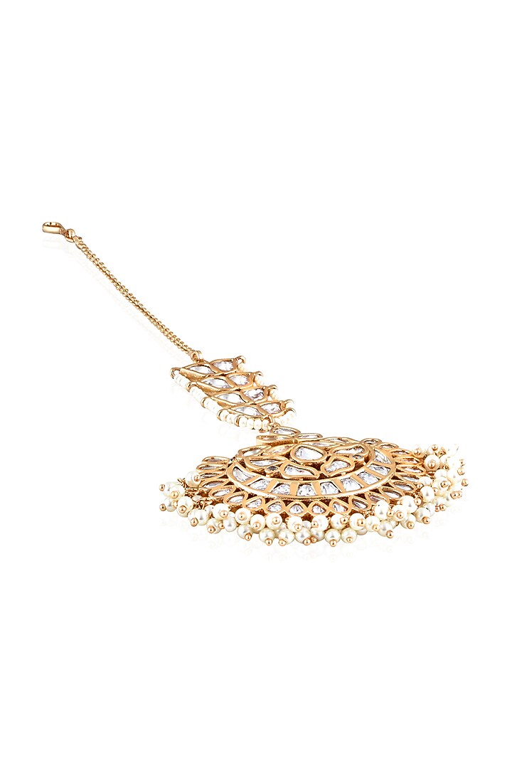 Gold Finish Kundan Polki & Semi Precious Stones Mangtikka by Curio Cottage at Pernia's Pop Up Shop