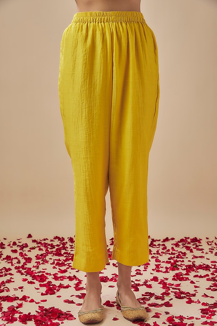 Yellow Silk Chanderi Pitta Work Kurta Set by Cupid Cotton at Pernia's Pop Up Shop