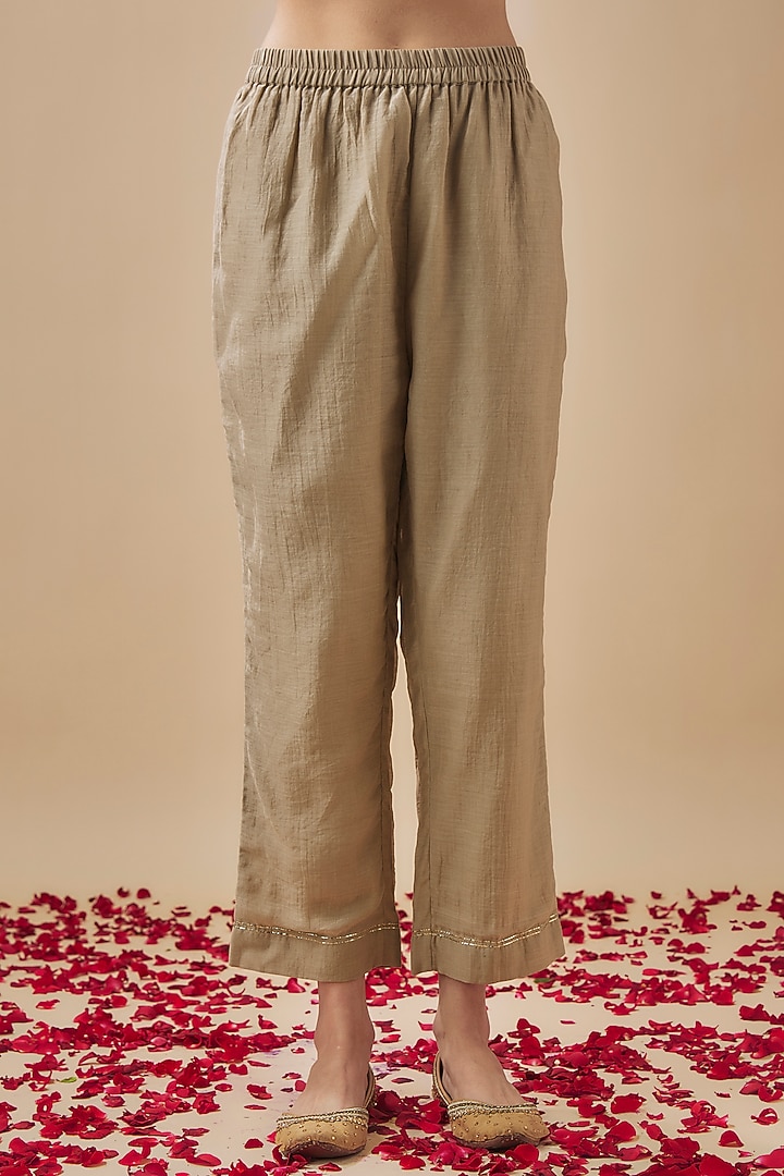 Grey Chanderi Silk Resham & Pitta Embroidered Kurta Set by Cupid Cotton at Pernia's Pop Up Shop
