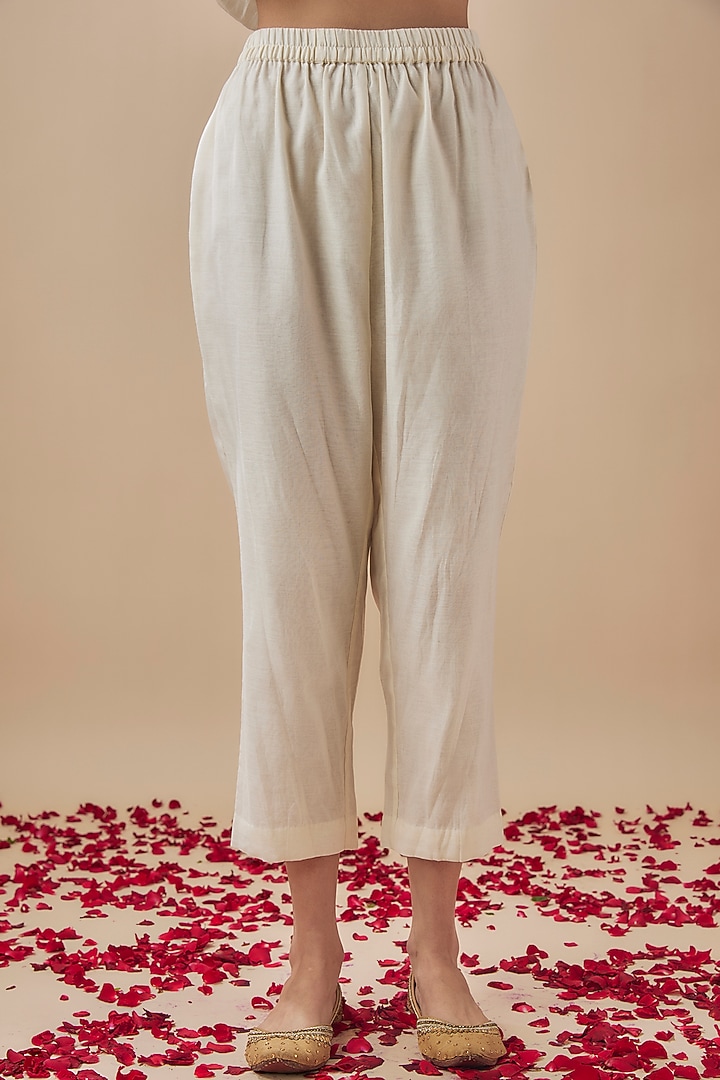 Ivory Chanderi Silk Aari & Pitta Work Party Wear Anarkali Set by Cupid Cotton at Pernia's Pop Up Shop