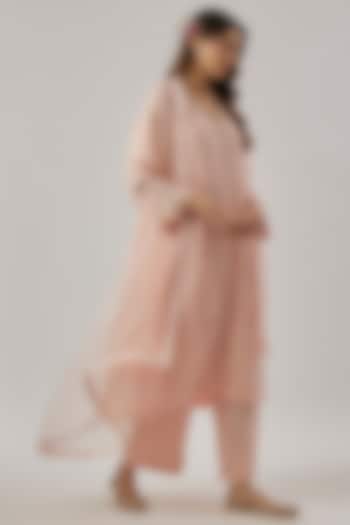 Pink Chanderi Silk Resham Embroidered Kurta Set by Cupid Cotton at Pernia's Pop Up Shop