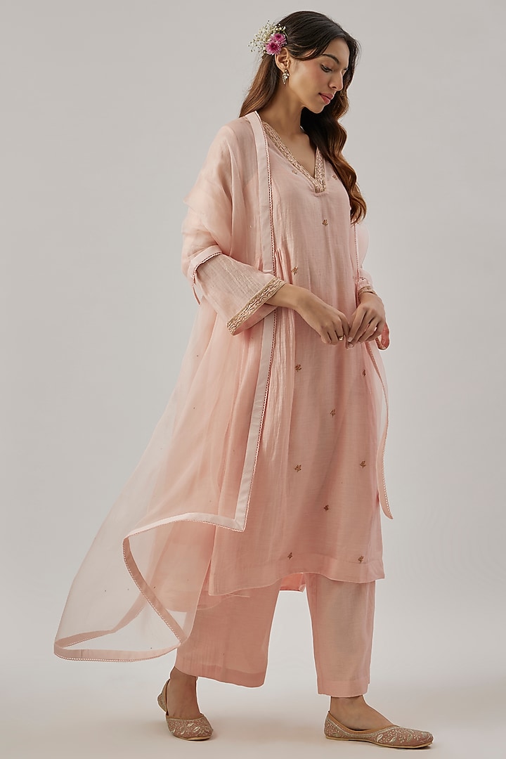 Pink Chanderi Silk Resham Embroidered Kurta Set by Cupid Cotton at Pernia's Pop Up Shop