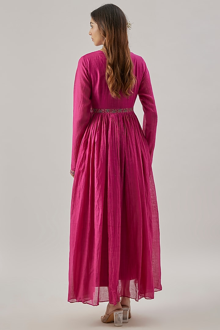 Pink Chanderi Silk Floral Motif Embroidered Kurta Set by Cupid Cotton at Pernia's Pop Up Shop