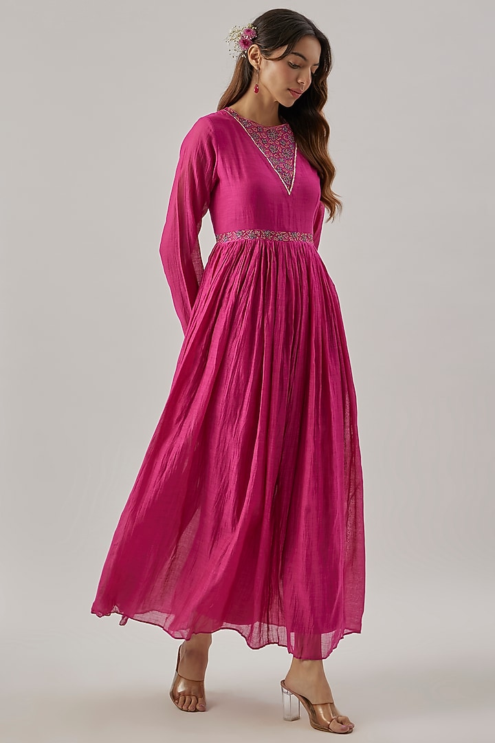 Pink Chanderi Silk Floral Motif Embroidered Kurta Set by Cupid Cotton at Pernia's Pop Up Shop