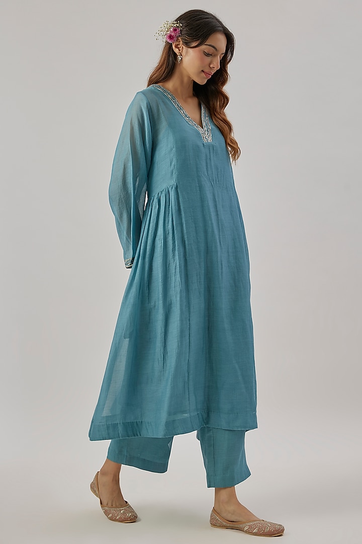Teal Blue Chanderi Silk Floral Embroidered Kurta Set by Cupid Cotton at Pernia's Pop Up Shop