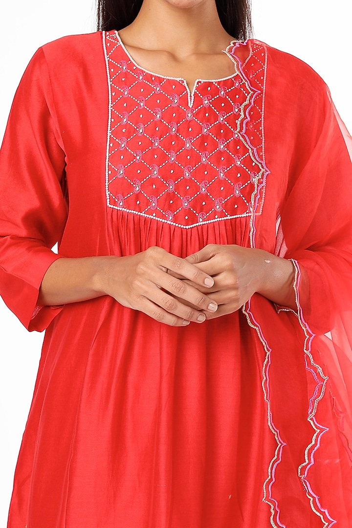 Red Embroidered Kurta Set by Cupid Cotton at Pernia's Pop Up Shop