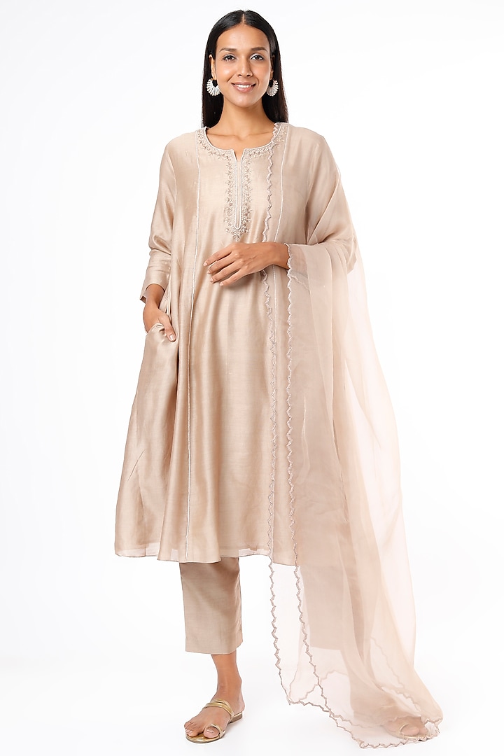 Dove Grey Embroidered Kurta Set by Cupid Cotton at Pernia's Pop Up Shop