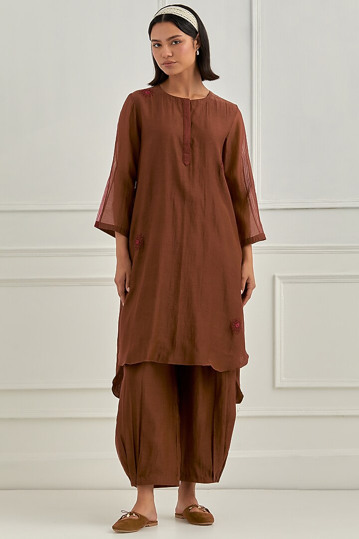 Warm Brown Mul Chanderi Thread Embroidered Co-Ord Set by Cupid Cotton at Pernia's Pop Up Shop
