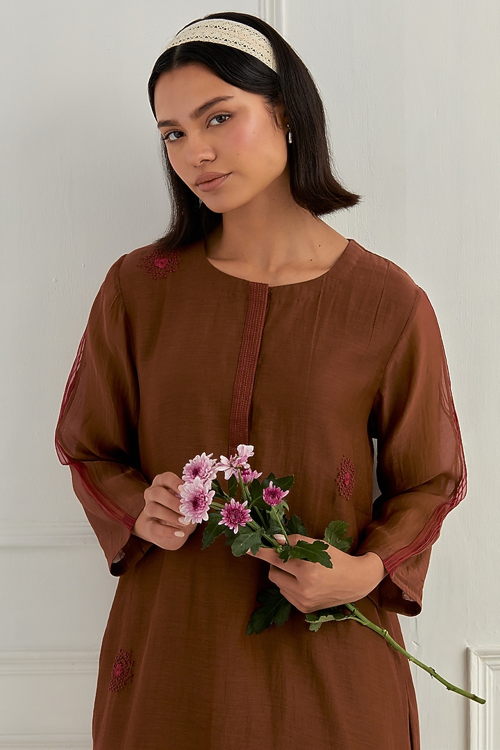Warm Brown Mul Chanderi Thread Embroidered Co-Ord Set by Cupid Cotton at Pernia's Pop Up Shop