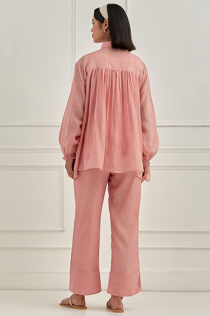Peach Mul Chanderi Floral Embroidered Co-Ord Set by Cupid Cotton at Pernia's Pop Up Shop