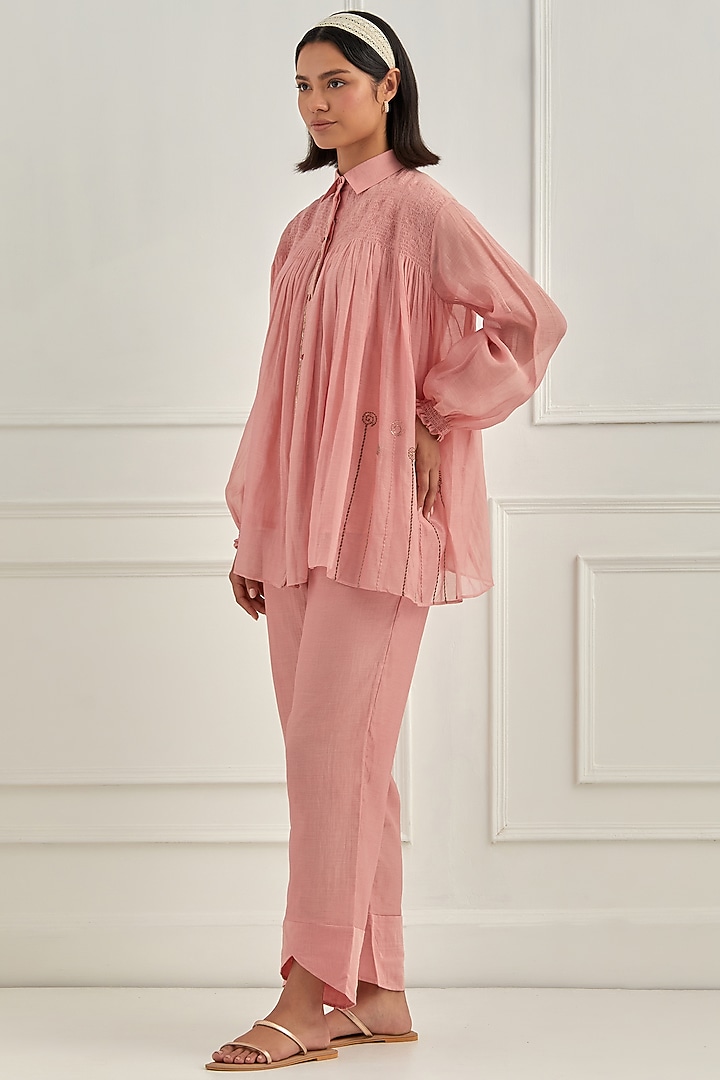 Peach Mul Chanderi Floral Embroidered Co-Ord Set by Cupid Cotton at Pernia's Pop Up Shop